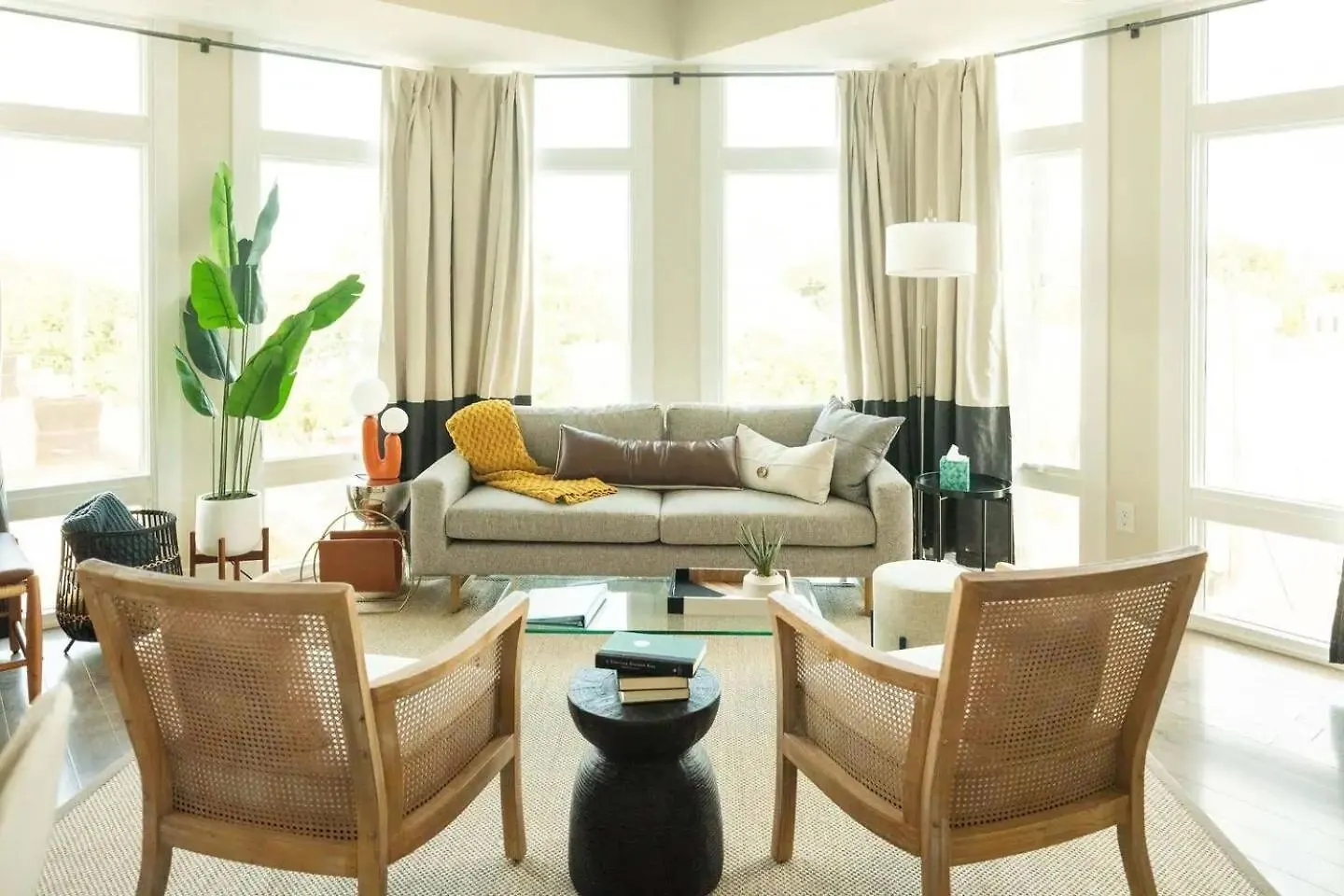 Apartamento Downtown, Contemporary, 2 Bedroom, Roof Terrace! 4A Savannah