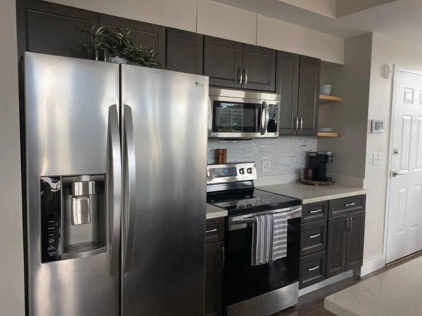 Apartamento Downtown, Contemporary, 2 Bedroom, Roof Terrace! 4A Savannah
